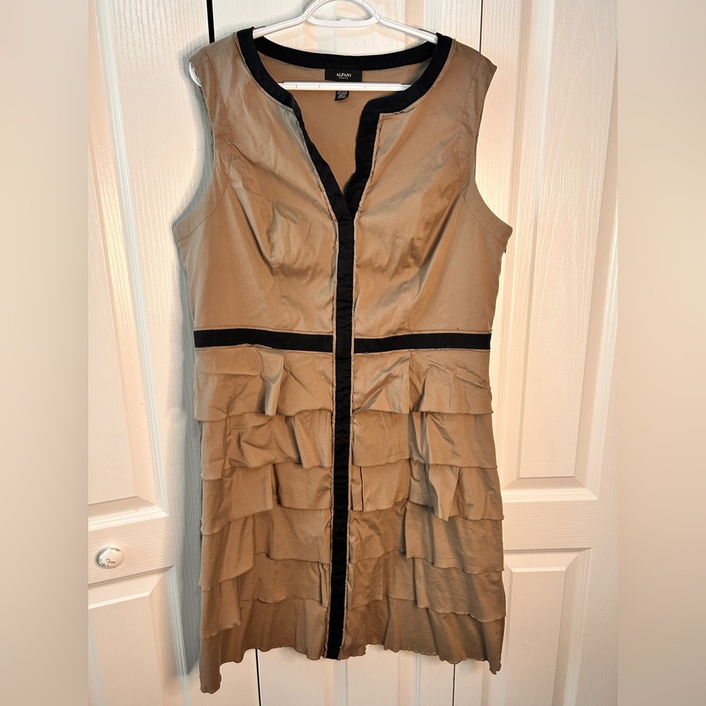 Alfani Women’s 16W Tan Green Sleeveless Ruffle Midi Dress with Black Accents